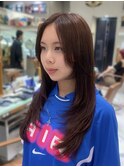 海外風レイヤーロングミディアムハッシュカット