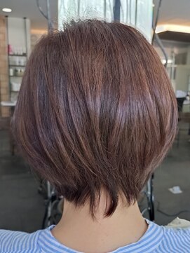 シュシュ(chou＊chou) 20代30代40代/白髪ぼかし/ハイライト/こなれショート/艶髪