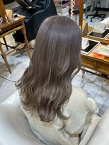 スペックホルダーミミ(Spec Holder mimi)&nbsp;くすみグレージュ×柔らかウェーブ