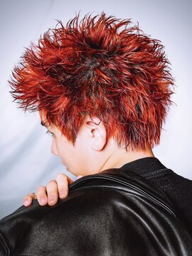 アイトーキョー 池袋(AI TOKYO) ローライトレッド