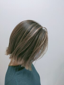 チース(CHEETH) 切りっぱなしハイライト