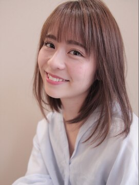 ヨロ(YoLo.) 大人かわいいツヤ髪ミディアムスタイル 担当 山下