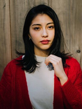 スラージュ 大井町(soulage) 大人かっこいい外ハネミディ