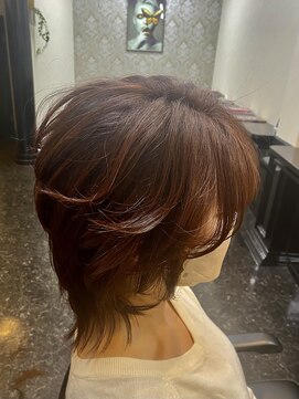 レヴィア(Revia) グレーカラー ピンクブラウン