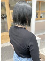 モカヘアー(mocha hair)&nbsp;切りっぱなしボブ/カーキーグレージュ/流し前髪