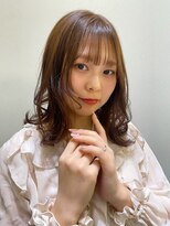 ネイビー グラ ヘアー ストーリー(NAVY gra HAIR STORY) ミディアムカール×透明感ベージュ