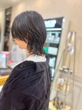 シャンプーボーイ セントラル 博多(SHAMPOO BOY central) ウルフカット