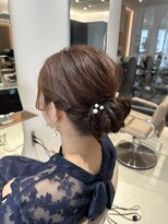 ビオラバイフーガ 綱島(Viola by FUGA)&nbsp;シニヨン＊下めアップ＊結婚式お呼ばれ