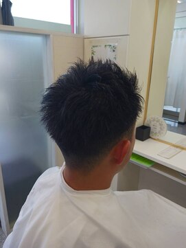 サンひまわり 高来店 スタイリッシュなメンズスタイル