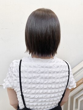 モリオ フロム ロンドン 成増店 【morio成増/一戸】ストレートパーマ切りっぱなしボブ