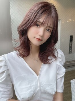 ティンカーリップ(Tinker Lip)の写真/《栄 / 徒歩3分》マンツーマン施術が大好評の実力派サロン◇お顔の印象を左右する顔周りカットもお任せあれ