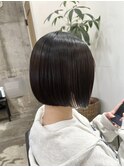 ツヤ髪スタイル/ニュアンスカラー/ショートボブ/センターパート