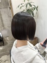 ヴィップルーム(viproom)&nbsp;ツヤ髪スタイル/ニュアンスカラー/ショートボブ/センターパート