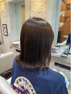 ヴィサージュプラス(VISAGE plus) 切りっぱなしボブ×グレージュカラー