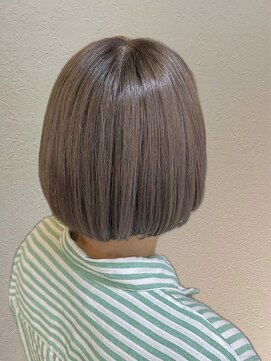 アイコニック 天神店(ICONIQ) 【脱白髪染め】丸みボブ×ハイライト