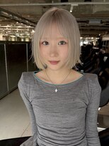 ロジ(loji)&nbsp;ホワイトベージュ×ボブ