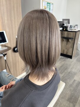 サロン ド ボーテ リアン(salon de beaute Lien) ブリーチありミルクティーベージュ