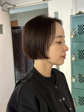 ボブ/ショートボブ/ミニボブ/赤み消しカラー/前髪なしショート