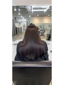 グロウオモロマチ(GLOW OMOROMACHI) #GLOW #カット #カラー #イルミナ #トリートメント #TOKIO