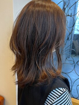 ウェール(ver) 柔らかレイヤー×グレージュ