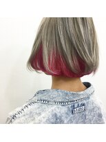 トロニー(TLONY)&nbsp;tlony 渋谷 hori  ホワイトグレージュ ピンクインナーカラー