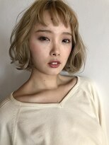 ハニー(HONEY by Chord)&nbsp;外国人風クリームベージュ×ふるゆわボブ