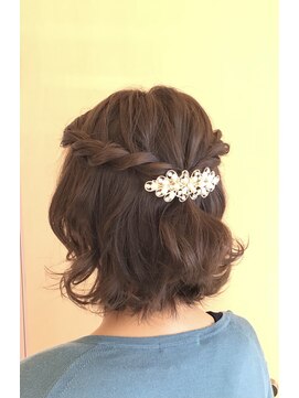ヘアーメイクアイ(Ai) ショートボブハーフアップ