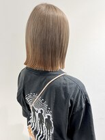 ラミエバイメルト 下北沢(lamie by melt)&nbsp;【村上慶登】切りっぱなしボブ くすみベージュ ハイトーン 20代