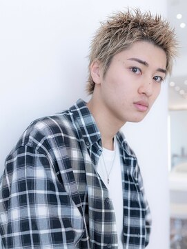 メゾンバイハバナ(maison by HAVANA) 束感ショートツーブロックマッシュハイライトスパイキーショート