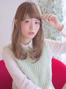 オジコロジ(ojiko.roji) ☆月曜営業☆ojiko.外国人風カラーで耳かけフェミニンロング