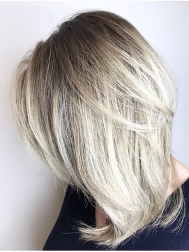 オウル(owl) ブロンド