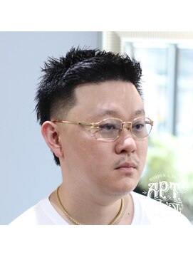 エーピーティートアウエスト(APT. TOR WEST) fauxhawk