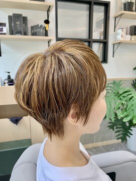 クレイドル(cradle) ショートとハイトーンの相性抜群!ハイトーンショート☆