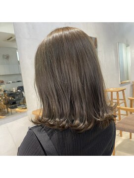 ミント(mint) 【ブリーチなしでしっかりオリーブグレージュ！】