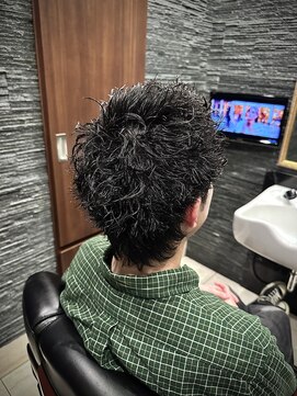 プレミアムバーバー 目黒店(PREMIUM BARBER produce by HIRO GINZA) ツイスト×スパイキーウルフ