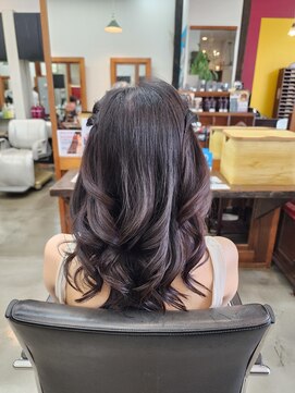 ベル(BELL) ツインハーフ【BELL用賀・桜新町】