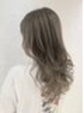 アロマ ヘアルーム 池袋店(AROMA hair room) ウェーブヘア大人ハイライトアッシュカラー/池袋/池袋東口