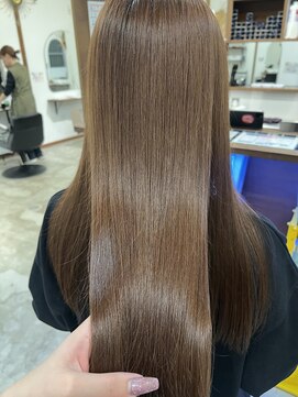 ルイ(ROUIS produced by LUCK 津田沼) ROUIS 津田沼　艶髪ブラウンカラー