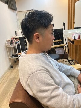 グランバイ アトリエドングリ(Grand × AtlierDonguri) お客様髪質改善データ1484（ビジネスショート）