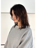 シカ(sica)&nbsp;ミディアムボブのパーマスタイル