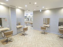 エルビオ トウキョウ(Lbio Tokyo)の雰囲気（奥行きがあるサロンになっております♪髪質改善/トリートメント）