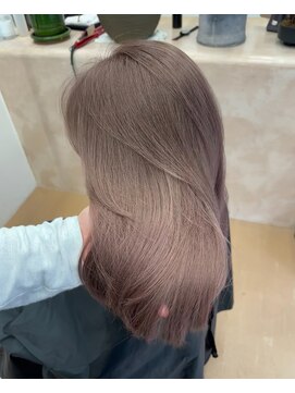 ヌエン 渋谷(NU/EN) 透明感×柔らかさのあるシアカラーベージュ