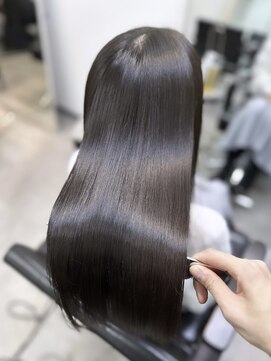 シンカ(shinka) 20代　ケアカラー＋最高級髪質改善トリートメント