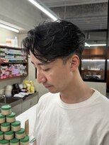 ニコ トウキョウ ロジック(nico TOKYO Logic)&nbsp;メンズセンターパートニュアンスパーマアップバング