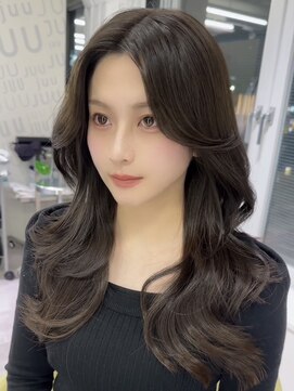 ユー(juu.) 【juu./星ヶ丘】韓国レイヤー/くびれヘア/グレージュ