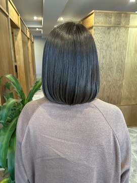 トゥーリ 大野城下大利店(tuuli) 赤みを抑えるカーキアッシュボブ