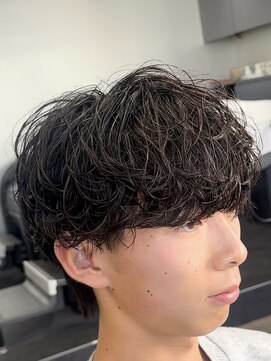 フィフス トウキョウ (fifth TOKYO) 渋谷ルーズパーマメンズマッシュウルフセンターパートカット