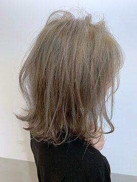 オーク あざみ野(OAK) フレンチボブ20代30代40代ホワイティアッシュ【OAKあざみ野】