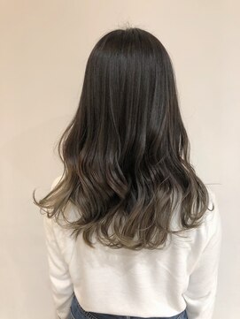 クールブ(Courbe) モカグレージュ♪【2020 Courbe 春夏 ヘアカラー】