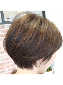 リリッシュ(Liliesh) ふんわりショートマッシュ